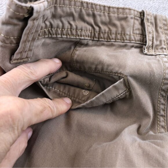 Vintage Aeropostale Womens Pants Size 3/4 Short Khaki Bootcut Casual Classic Tan - Picture 12 of 14